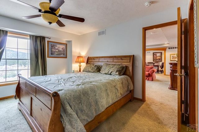 33186 Little Bear Dr, Trinidad, CO 81082