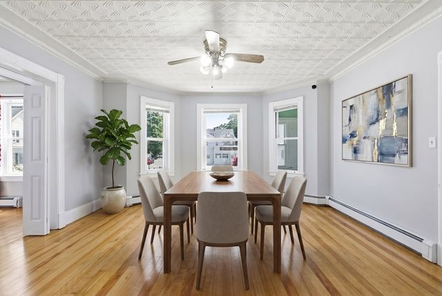 79 Warwick St, Lowell, MA 01851