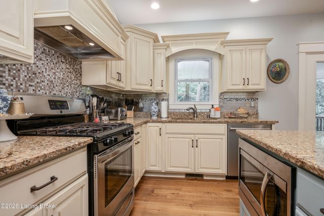 3014 Heather Green Blvd, La Grange, KY 40031