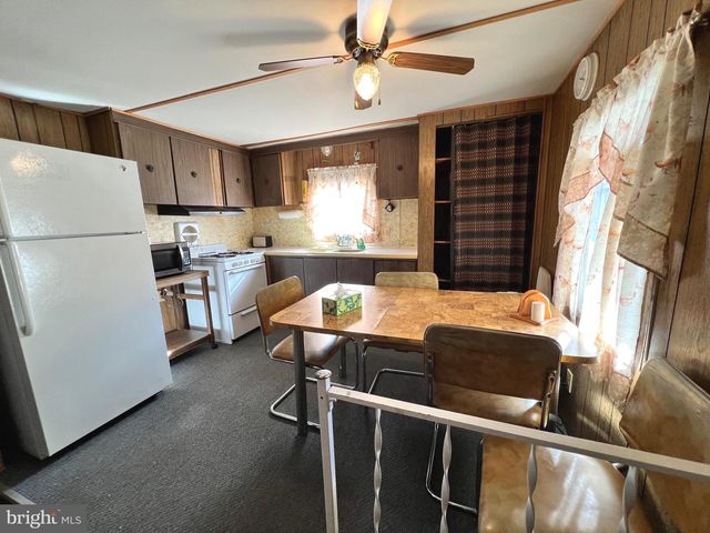 1314 SPRING GARDEN RD, Millville, NJ 08332