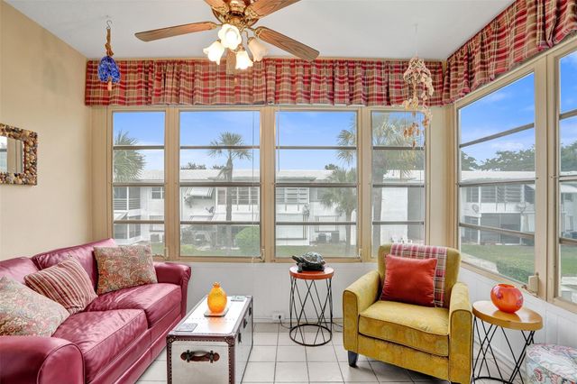 2475 W Golf Boulevard 244, Pompano Beach, FL 33064