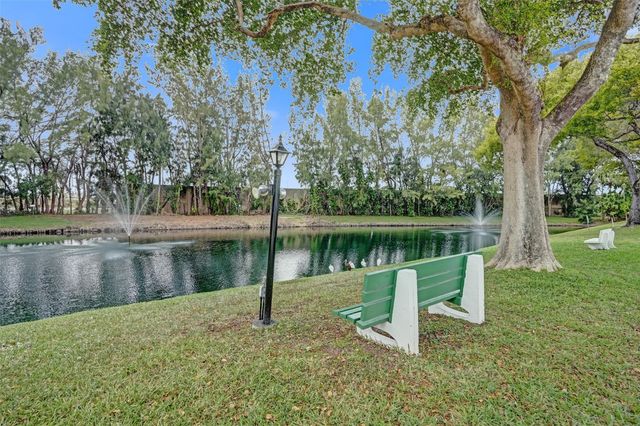 2475 W Golf Boulevard 244, Pompano Beach, FL 33064