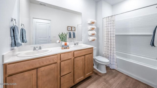 844 West End Street, Carson City, NV 89701