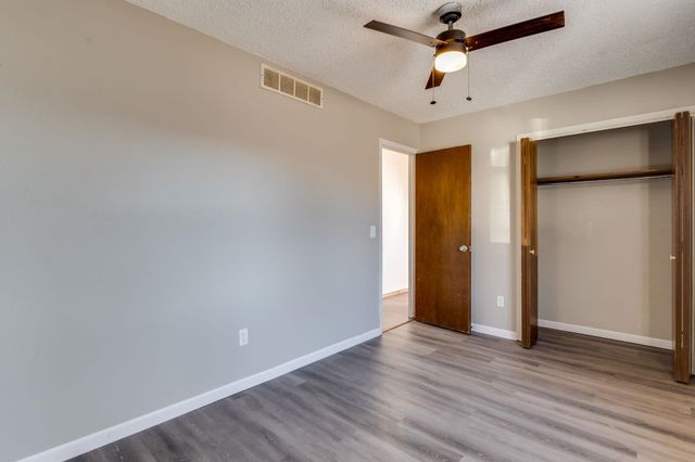 1754 S Edwards Ave, Wichita, KS 67213