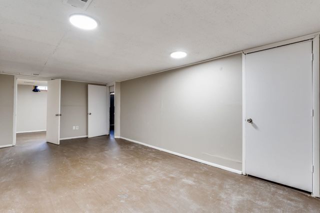 1754 S Edwards Ave, Wichita, KS 67213