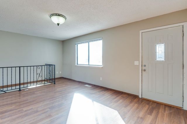 1754 S Edwards Ave, Wichita, KS 67213