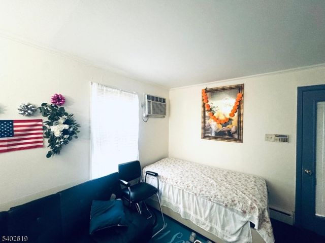 28 Silzer Ave, Woodbridge Twp., NJ 08830