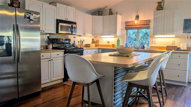 9350 SE 170TH AVENUE ROAD, Ocklawaha, FL 32179