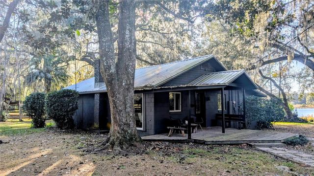 9350 SE 170TH AVENUE ROAD, Ocklawaha, FL 32179