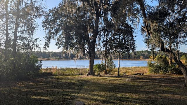 9350 SE 170TH AVENUE ROAD, Ocklawaha, FL 32179