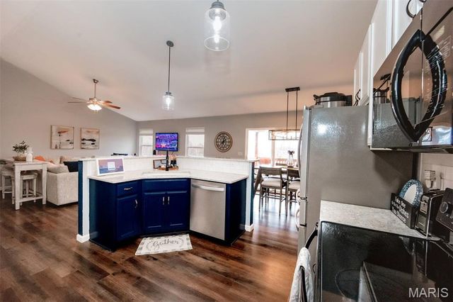 8018 Fox Hollow, Barnhart, MO 63012