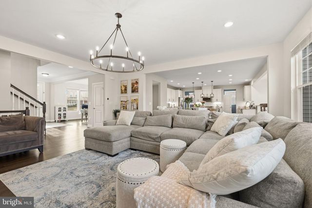 6671 MUIR DR, Haymarket, VA 20169