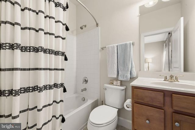 6671 MUIR DR, Haymarket, VA 20169