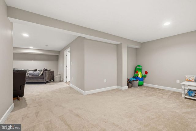 6671 MUIR DR, Haymarket, VA 20169