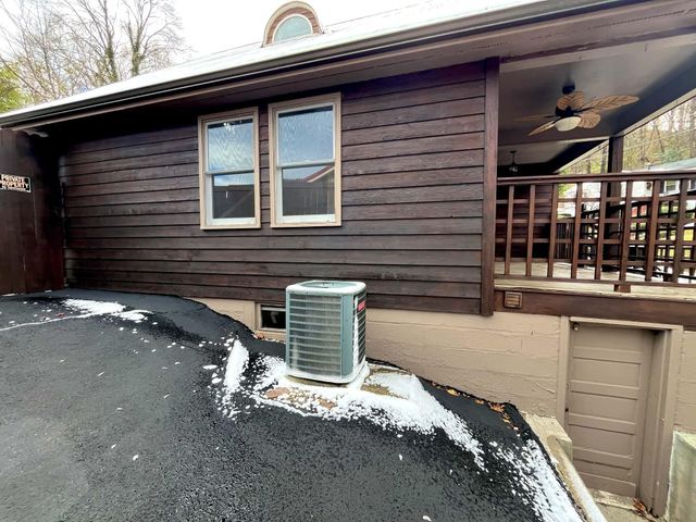 214 Spruce Street, Pineville, KY 40977