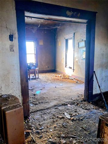 500 E Delaware Street, Cleveland, OK 74020