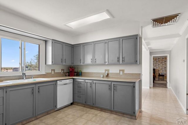 1867 W Costilla Plaza, Pueblo West, CO 81007