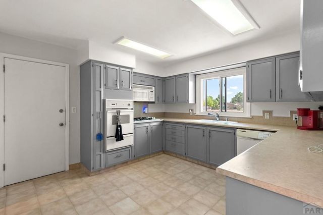 1867 W Costilla Plaza, Pueblo West, CO 81007