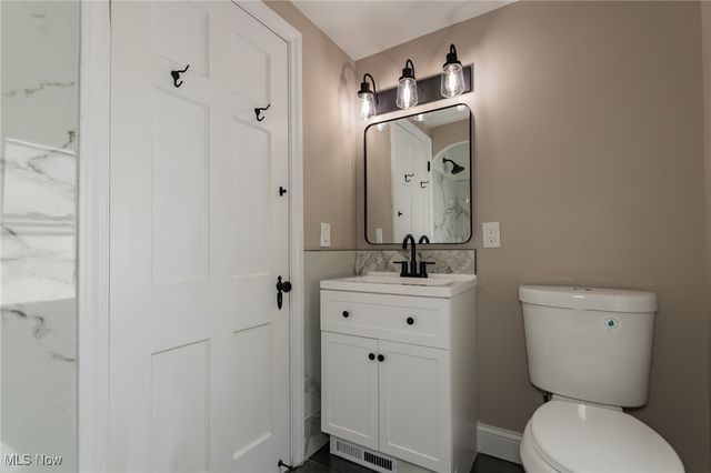 1827 Maywood Road, South Euclid, OH 44121