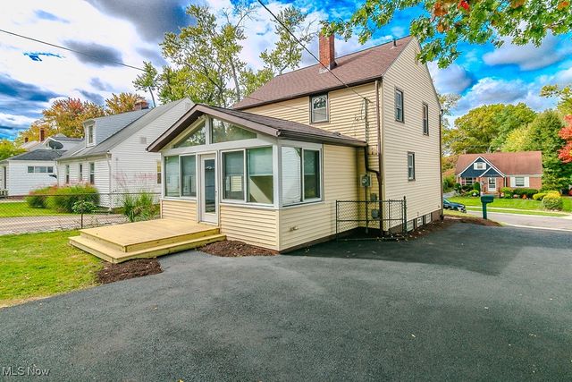 1827 Maywood Road, South Euclid, OH 44121