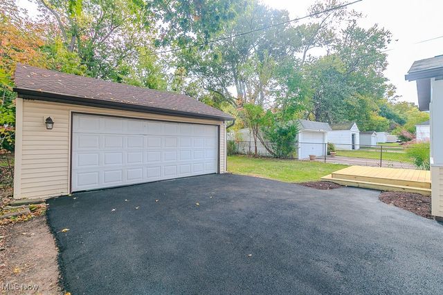 1827 Maywood Road, South Euclid, OH 44121