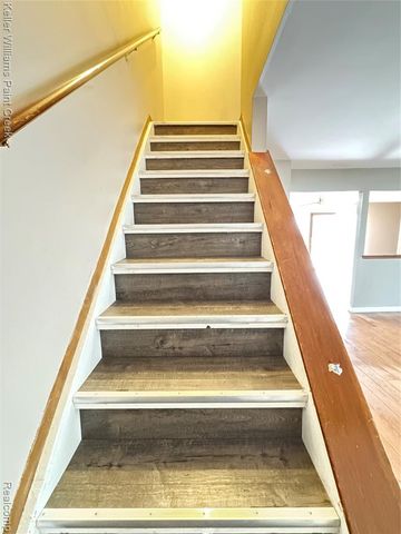 2036 Roman Court, Warren, MI 48092