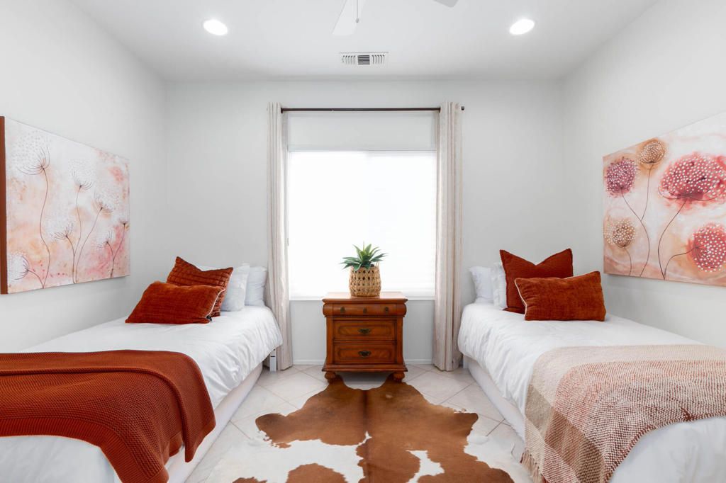 Image 10 of property listing at 78443 Glastonbury Way, Palm Desert, CA 92211