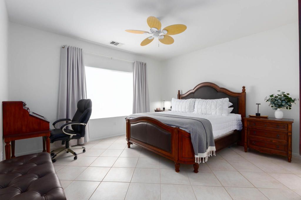 Image 7 of property listing at 78443 Glastonbury Way, Palm Desert, CA 92211