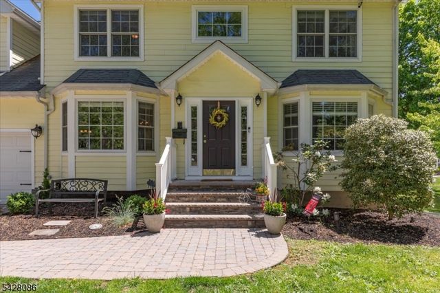 23 Saint Johns Pl, Fanwood Boro, NJ 07023