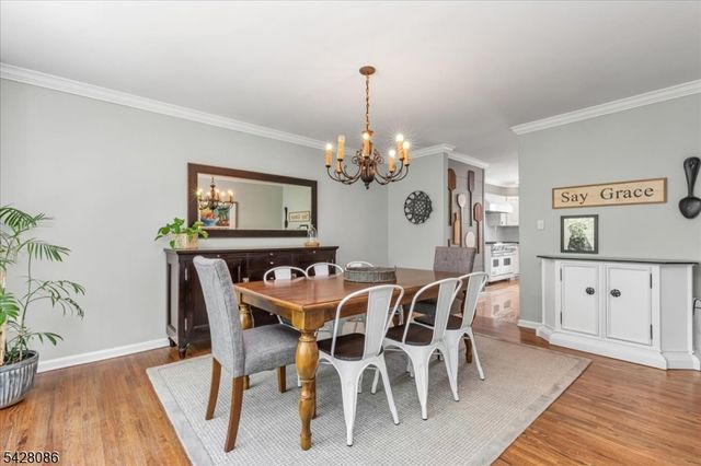23 Saint Johns Pl, Fanwood Boro, NJ 07023
