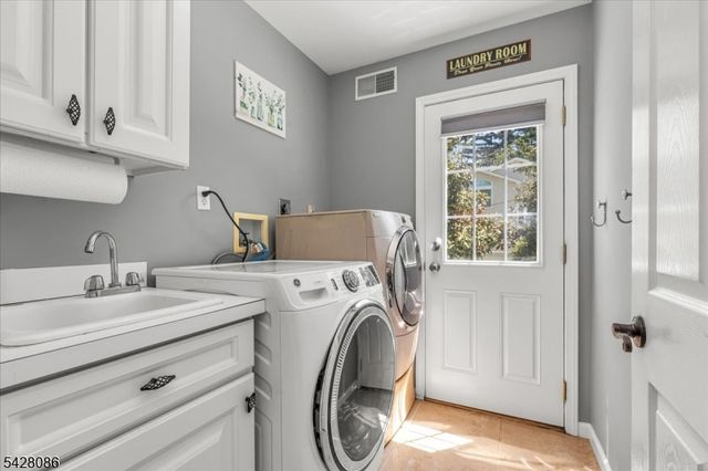 23 Saint Johns Pl, Fanwood Boro, NJ 07023