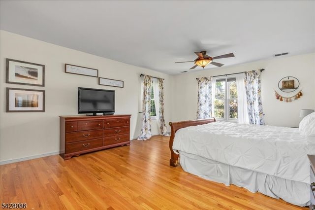 23 Saint Johns Pl, Fanwood Boro, NJ 07023