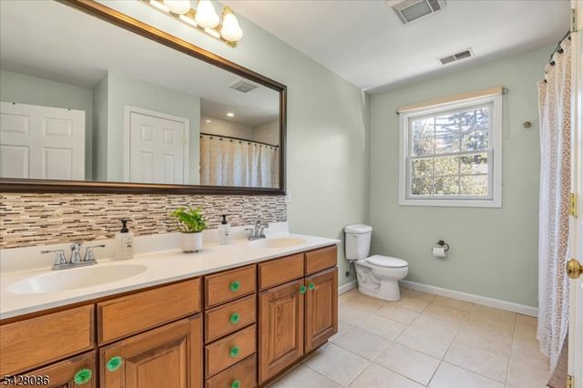 23 Saint Johns Pl, Fanwood Boro, NJ 07023