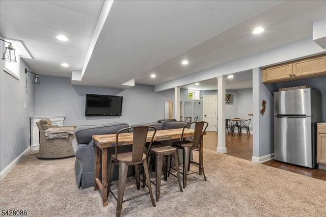 23 Saint Johns Pl, Fanwood Boro, NJ 07023