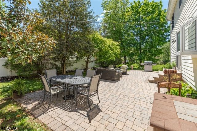 23 Saint Johns Pl, Fanwood Boro, NJ 07023