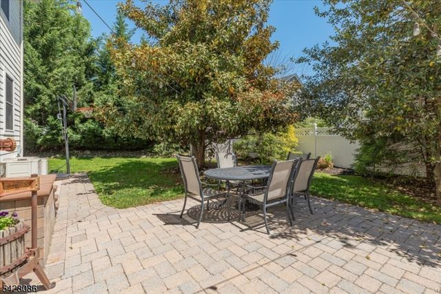 23 Saint Johns Pl, Fanwood Boro, NJ 07023