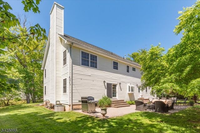 23 Saint Johns Pl, Fanwood Boro, NJ 07023