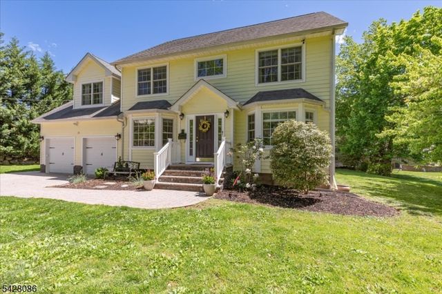 23 Saint Johns Pl, Fanwood Boro, NJ 07023