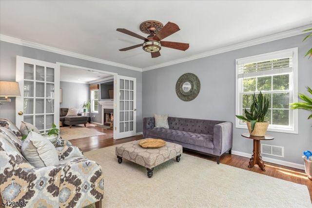 23 Saint Johns Pl, Fanwood Boro, NJ 07023