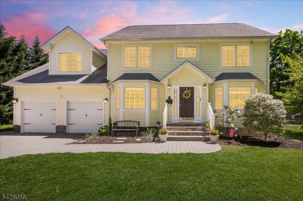 23 Saint Johns Pl, Fanwood Boro, NJ 07023