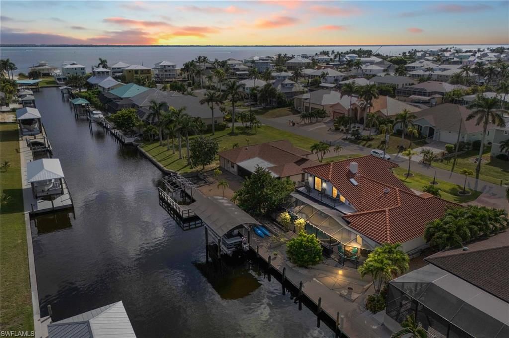 2420 Cherimoya LN, ST. JAMES CITY, FL 33956 — photo 3
