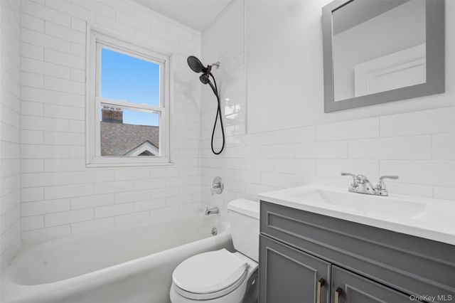 49 Sylvan Place, New Rochelle, NY 10801