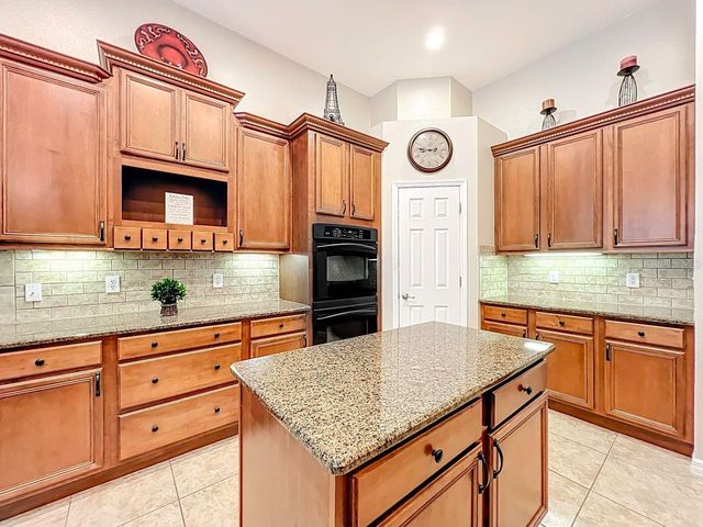 934 ROCK CREEK STREET, Apopka, FL 32712