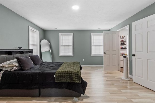 731 Foster Rd, Ashby, MA 01431