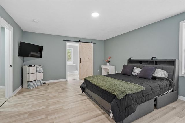 731 Foster Rd, Ashby, MA 01431