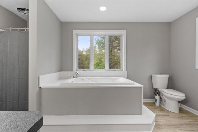 731 Foster Rd, Ashby, MA 01431