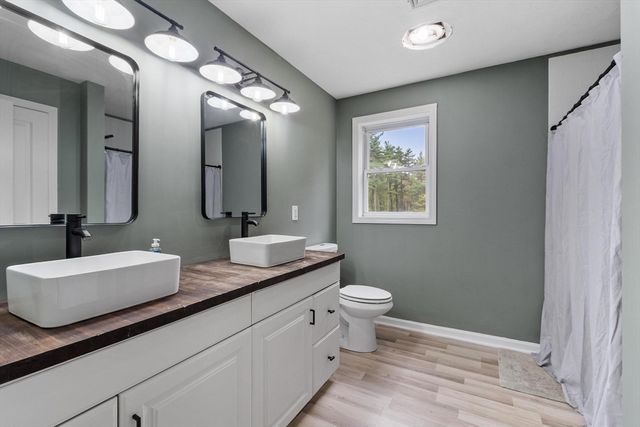 731 Foster Rd, Ashby, MA 01431