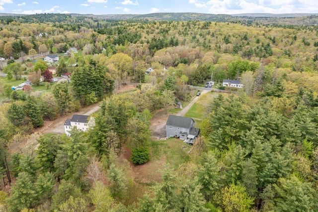 731 Foster Rd, Ashby, MA 01431