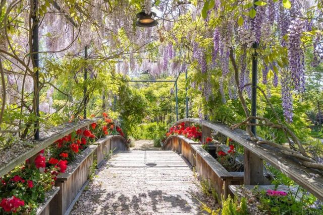 5992 Calle Camposeco, Rancho Santa Fe, CA 92067