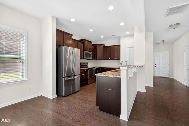 48 Hatfield Way, Clayton, NC 27527